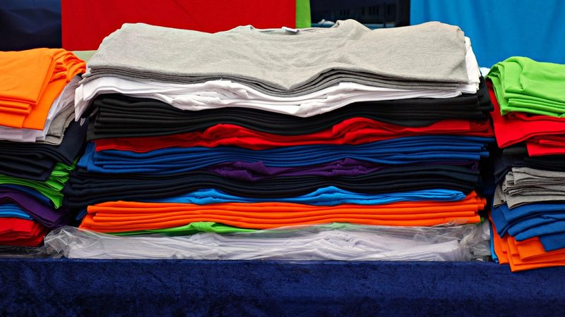 色違いTシャツ 綿 ポリエステル 素材別絵の具落とし