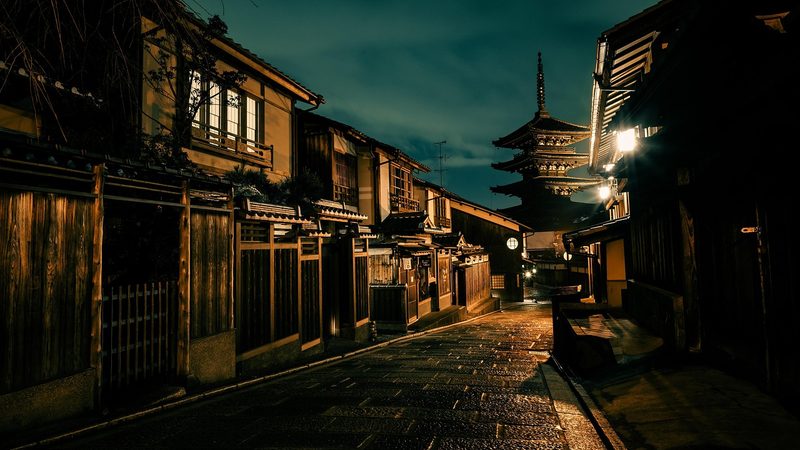 日本の住宅街の路地